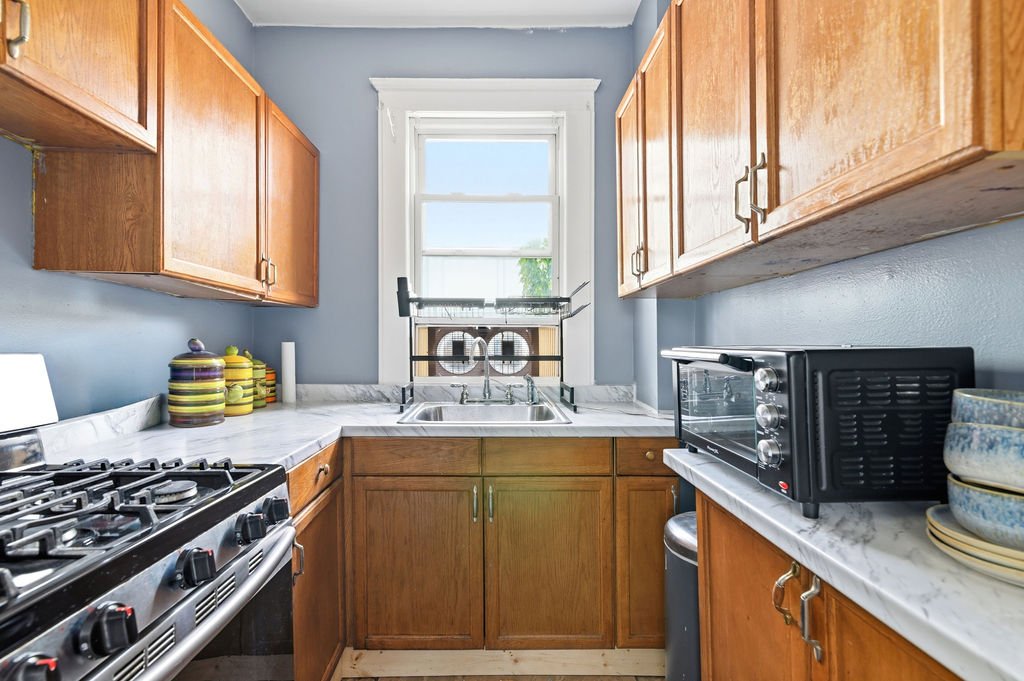 29 Esmond Street, Dorchester — photo 9 of 46